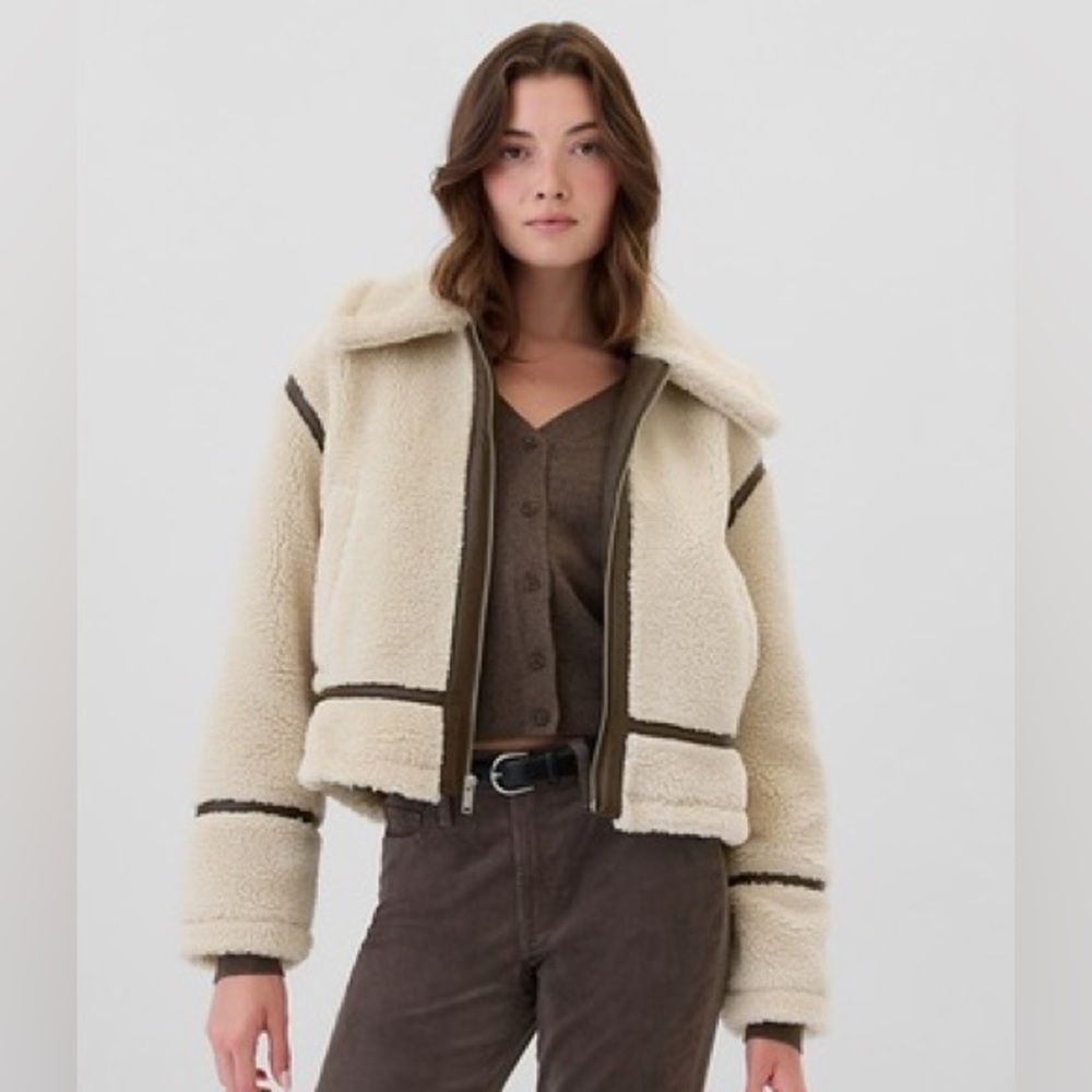 GAP Relaxed Sherpa Coat Sz Medium